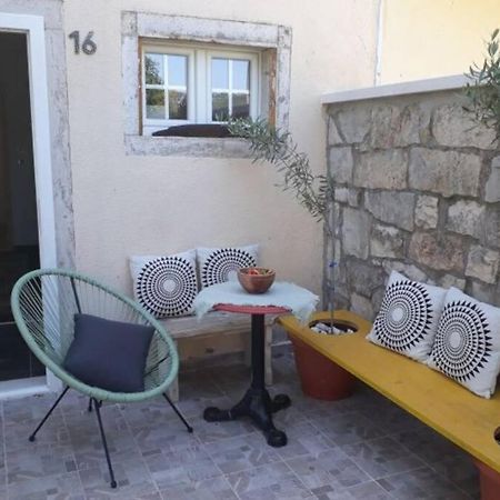 Apartment Amula Korcula Town Luaran gambar